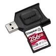 INGSTON CANVAS REACT PLUS SDXC + KÁRTYAOLVASÓ 256GB CL10 UHS-II U3 V90 (300 MB/s olvasási sebesség)