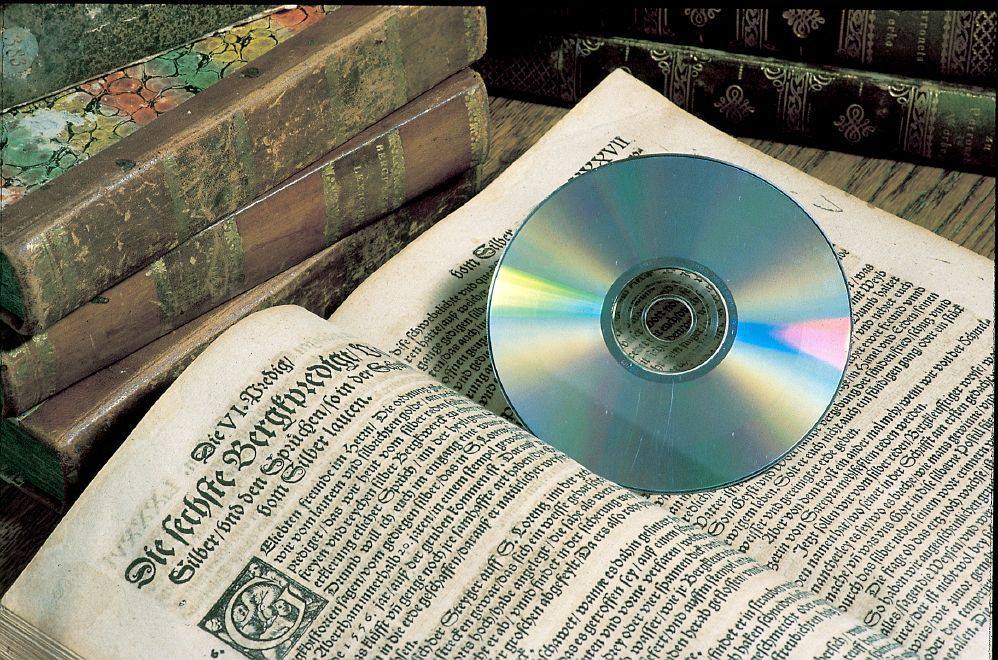 DVD lemez 160 év élettartammal - DVD olcsón blog